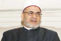 الدكتور سيف رجب، عميد كلية الشريعة بطنطا