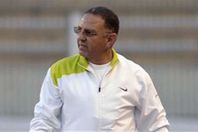 طلعت يوسف يعلن تشكيل الأهلي أمام الزمالك
