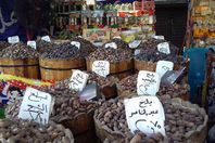 تجار البلح لـ"المصريون": المواطن يلجئ لـ«1/8 كيلو»  بسبب الغلاء