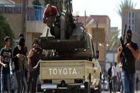 مقتل 5 في اشتباكات بين عناصر "الوفاق" و"الإنقاذ" بليبيا