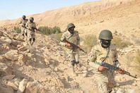 حصار جبال قنا بحثا عن متهمي المنيا