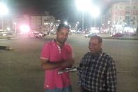 معلم يعمل حارس أمن