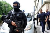 عناصر الشرطة الفرنسية