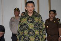 السجن  عامين  لحاكم  جاكرتا  لأسأته  للأسلام