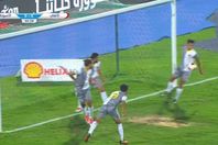 لحظة لمس الكرة ليد لاعب الأسيوطي