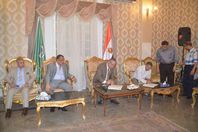 محافظ المنيا يوقغع عقود التمليك