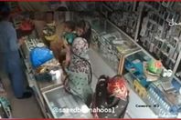 صورة من المقطع 
