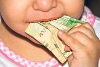 جراثيم من النقود