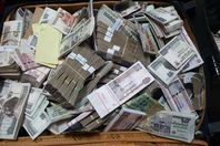 أموال - أرشيفية