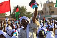اضراب عام في السودان