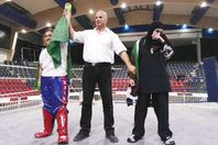 الملاكمة السعودية دُنا محمد الغامدي