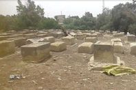 المقابر فى مصر.. أموات ومصائب أخرى