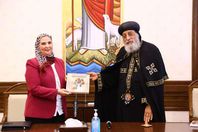 نيفين القباج وزير التضامن و  البابا تواضروس الثاني