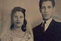 الفنان الراحل عبد الله غيث وزوجته