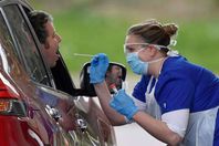 اختبارات الأجسام المضادة: 17 في المائة من سكان لندن مصابون بكورونا 
