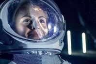 إرسال أول امرأة إلى القمر في 2024