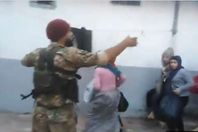 نساء عاريات في السجون.. مدينة عربية تشتعل غضبا