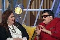 42021302034867537545