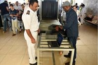 85-183306-egypt-diplomat-refused-airport-inspection-2