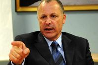 أبو ريدة :  اللي عاوز ينزل الانتخابات يتفضل