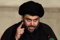 مقتدى الصدر يعارض تسلم المالكي رئاسة الحشد الشعبي