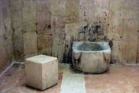 تحذير من رؤيا "الغائط".. انظر إلى مالك!