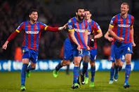 كريستال بالاس يهزم كوينز بارك بثلاثية بالدوري الإنجليزي