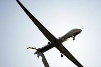 طائرة بدون طيار تقتل مسلحَين بصحراء مأرب في اليمن