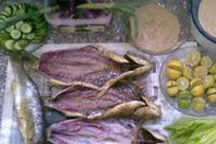 «الرنجة» المصرية تزين موائد الغزيين في أول أيام عيد الفطر