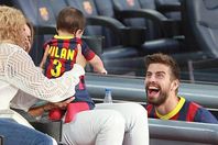 شاكيرا وبيكيه يسعيان إلى تعليم ابنهما 7 لغات