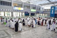 مطار القاهرة يستقبل 9 آلاف معتمر