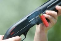 طلق خرطوش يحول حفل زفاف إلى "ميتم"