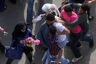 مواطنين ينقذون فتاة من متحرش بالبساتين