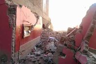 شاهد بالصور..مصرع فتاة في انهيار منزل بأسيوط