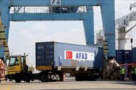 غزة تستقبل 3 شحنات مساعدات تركية