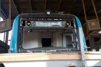 تحطيم زجاج قطار بسوهاج