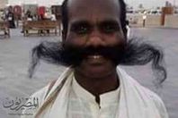 أطول شارب بالشلاتين