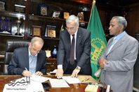 المحافظ يعتمد النتيجة