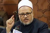 الدكتور إبراهيم الهدهد القائم بأعمال رئيس جامعة الأزهر السابق