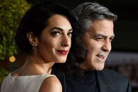 أمل كلوني تنجب توأمين