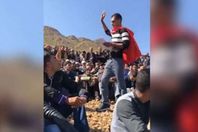 آلاف المغاربة يهرعون إلى جبل طمعا في «كنز»