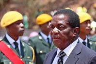 رئيس زيمبابوي  إيمرسون منانجاجوا