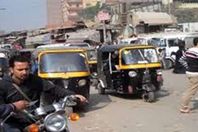 موقف توك توك 
