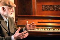 الموسيقار ميشيل المصري