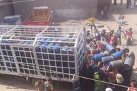 تكالب وتشاحن علي انبوبة الغاز بسمنود وارتفاع أسعارها الي 45 جنيها