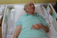 الدكتور يوسف والي في المستشفى