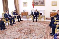 السيسي يستقبل وزير الخارجية ووزير الدولة الإماراتيين