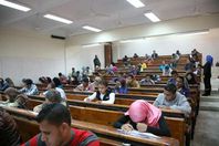 امتحانات - صورة أرشيفية