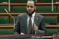 النائب صلاح عياد