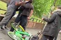 اعتداء على ضابطيين